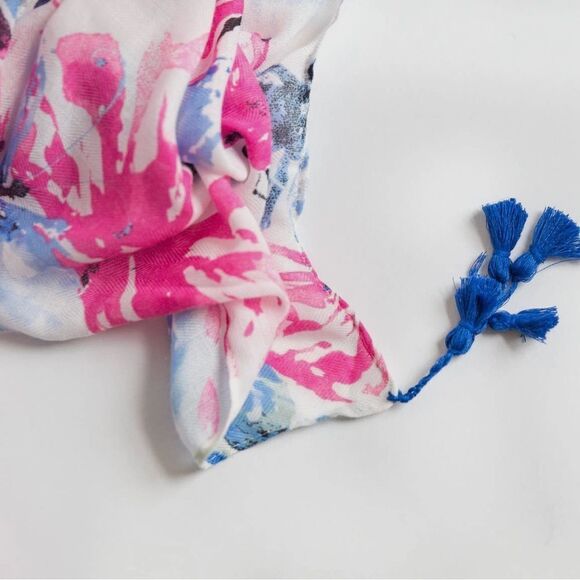 Butterfly 🦋 Scarf - Picture 3 of 3